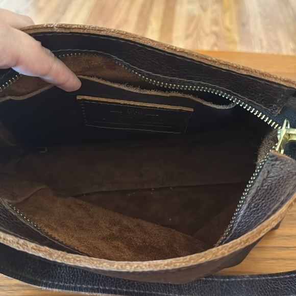 Portland Leather Goods Triangle Bag with matching crossbody strap, Cold Brew EUC - Picture 9 of 9